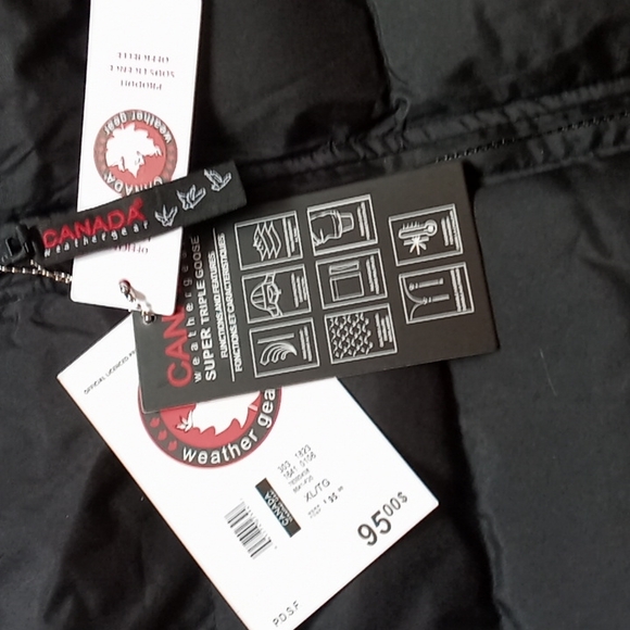 Canada Weathergear vest - Picture 2 of 2